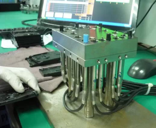 硬盤(pán)行業(yè)裝配檢測(cè)